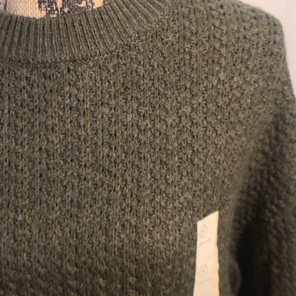 NWT Green Sweater s small - Picture 2 of 5